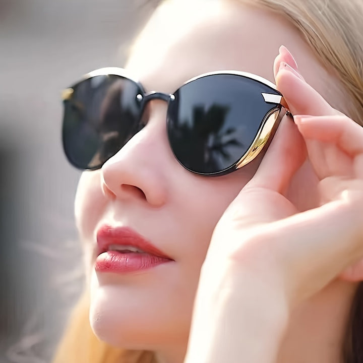 PolarAce Luxury Cat Eye Polarized Fashion Glasses - Elegant & Sexy, Perfect for Men & Women.